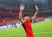 江南体育全站-不要犹豫了！20岁日本小将加盟热刺，19岁王钰栋需及早为留洋打算