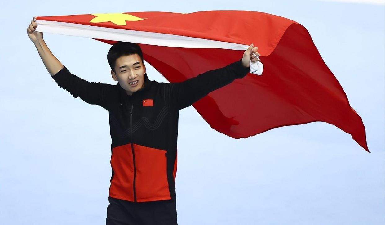 韩国选手逆袭成功，登上领奖台