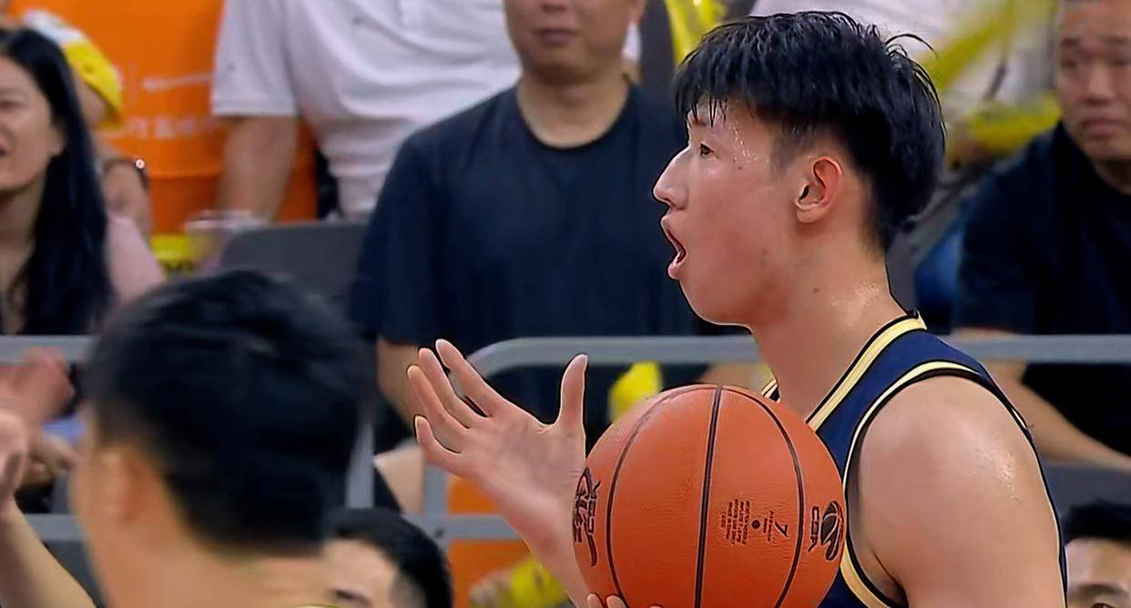 关于来了！挤走张皓嘉！广东男篮正式补强锋线三号位的信息