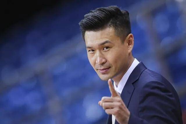 四川男篮聘请霍楠为俱乐部副总经理协助总经理吕双